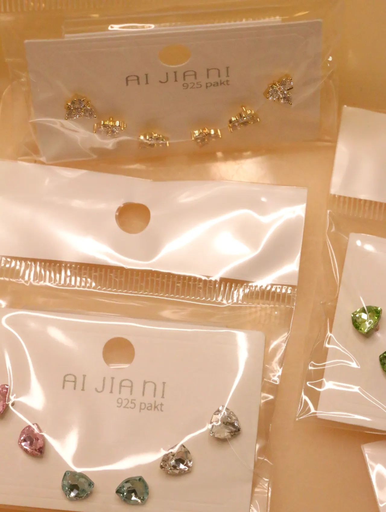 Lote de pendientes de botón variados con brillo al por mayor — lote de pendientes para mujer, detalle · Lotes Bisutería (0018)